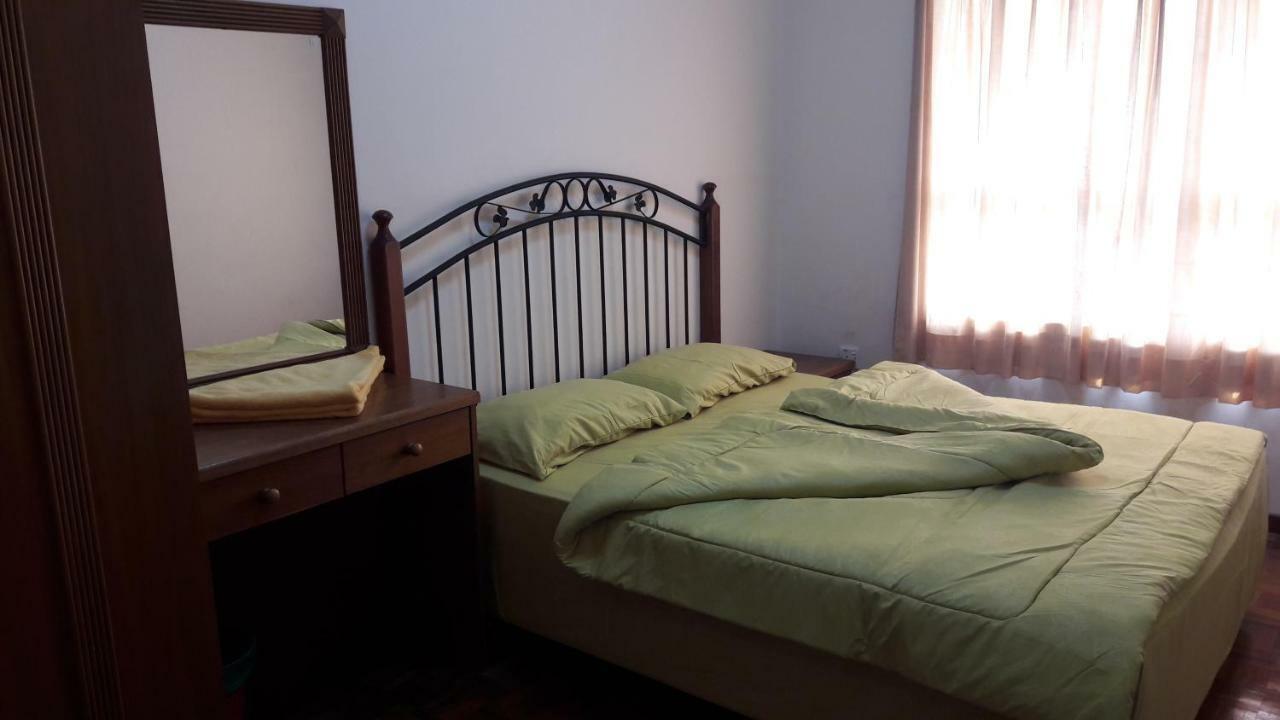 Homestay Haizal Telok Kemang Port Dickson Bagian luar foto